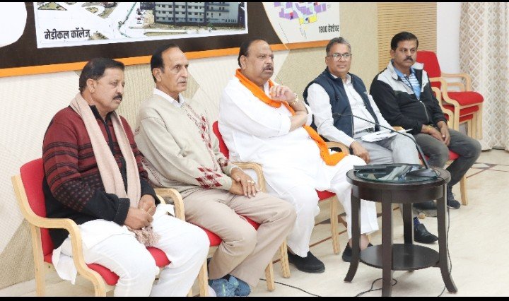 रतलाम: शिक्षा के साथ जीवन में खेल अतिमहत्वपूर्ण – विधायक चेतन्य काश्यप, खेल चेतना मेला आयोजन समिति की बैठक,कोरोना काल के बाद फिर रैली निकालने का निर्णय रतलाम: शिक्षा के साथ जीवन में खेल अतिमहत्वपूर्ण – विधायक चेतन्य काश्यप, खेल चेतना मेला आयोजन समिति की बैठक,कोरोना काल के बाद फिर रैली निकालने का निर्णय