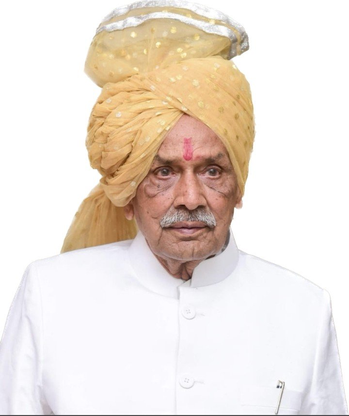 रतलाम: समाजसेवी, धर्मनिष्ठ, पूर्व भाजपा नेता श्री अमृतलाल दख को दी गई अंतिम विदाई, शोक सभा में कई लोगों ने किए श्रद्धा सुमन अर्पित रतलाम: समाजसेवी, धर्मनिष्ठ, पूर्व भाजपा नेता श्री अमृतलाल दख को दी गई अंतिम विदाई, शोक सभा में कई लोगों ने किए श्रद्धा सुमन अर्पित