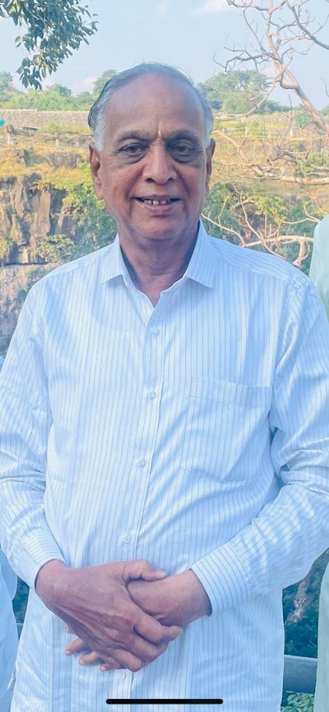 रतलाम: प्रॉपर्टी व्यवसायी व समाजसेवी श्री माँगीलाल गांधी का निधन,परिवार ने उनकी इच्छानुसार किया नेत्रदान रतलाम: प्रॉपर्टी व्यवसायी व समाजसेवी श्री माँगीलाल गांधी का निधन,परिवार ने उनकी इच्छानुसार किया नेत्रदान