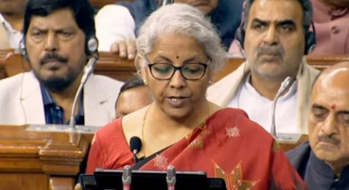 यूनियन बजट 2023 : जिसका था इंतजार, वह उम्मीद हुई पूरी,आयकर में बड़ी राहत, टैक्स स्लैब में बड़ा बदलाव,7 लाख रुपये तक की कमाई पर कोई टैक्स नहीं, जानिए बजट की खास बातें यूनियन बजट 2023 : जिसका था इंतजार, वह उम्मीद हुई पूरी,आयकर में बड़ी राहत, टैक्स स्लैब में बड़ा बदलाव,7 लाख रुपये तक की कमाई पर कोई टैक्स नहीं, जानिए बजट की खास बातें