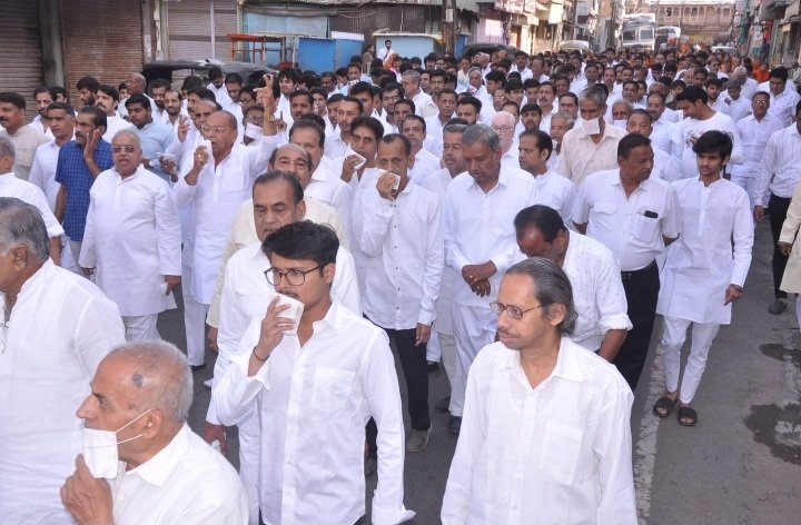 रतलाम:राम गुरु की जय- जयकार के साथ निकली प्रभातफेरी,आचार्य श्री रामलाल जी म.सा. की 71वी जन्मजयंती पर आयोजन रतलाम:राम गुरु की जय- जयकार के साथ निकली प्रभातफेरी,आचार्य श्री रामलाल जी म.सा. की 71वी जन्मजयंती पर आयोजन