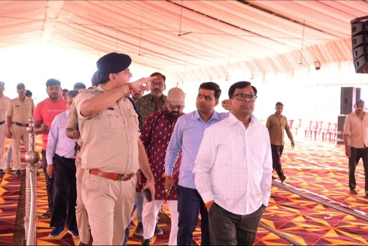 रतलाम: प्रसिद्ध कथावाचक सुश्री जयाकिशोरीजी के कथा आयोजन के पूर्व कलेक्टर एवं पुलिस अधीक्षक द्वारा किया गया आयोजन स्थल का निरीक्षण रतलाम: प्रसिद्ध कथावाचक सुश्री जयाकिशोरीजी के कथा आयोजन के पूर्व कलेक्टर एवं पुलिस अधीक्षक द्वारा किया गया आयोजन स्थल का निरीक्षण
