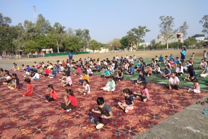 रतलाम: पुलिस अधिकारियो एंव कर्मचारियो के बच्चो के लिए समर केम्प का शुभारंभ, 1 माह तक विभिन्न गतिविधियां होगी रतलाम: पुलिस अधिकारियो एंव कर्मचारियो के बच्चो के लिए समर केम्प का शुभारंभ, 1 माह तक विभिन्न गतिविधियां होगी