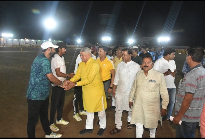 चेतन्य काश्यप विधायक क्रिकेट महोत्सव 2023- क्वार्टर फाइनल मुकाबलों में सांसद गुमानसिंह डामोर रहेंगे मुख्य अतिथि,बारिश भी नहीं रोक पा रही क्रिकेट का रोमांच, आधी रात के बाद तक चले रोमांचक मैच चेतन्य काश्यप विधायक क्रिकेट महोत्सव 2023- क्वार्टर फाइनल मुकाबलों में सांसद गुमानसिंह डामोर रहेंगे मुख्य अतिथि,बारिश भी नहीं रोक पा रही क्रिकेट का रोमांच, आधी रात के बाद तक चले रोमांचक मैच