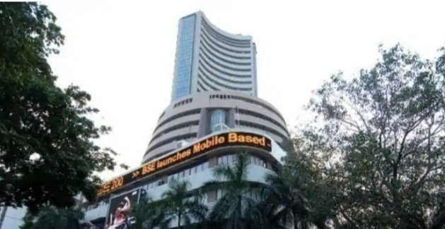 Stock Market Opening: शेयर बाजार की सपाट शुरुआत, सेंसेक्स फ्लैट ओपनिंग के बाद नीचे फिसला, निफ्टी 18300 पर ओपन Stock Market Opening: शेयर बाजार की सपाट शुरुआत, सेंसेक्स फ्लैट ओपनिंग के बाद नीचे फिसला, निफ्टी 18300 पर ओपन
