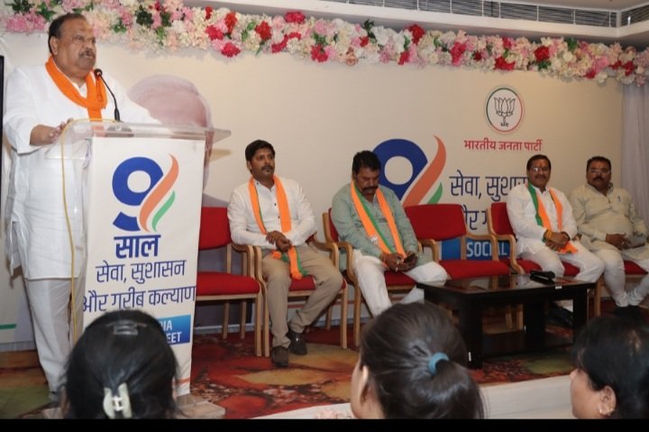 रतलाम: सोशल मीडिया इंफ्लूएंसर्स का भविष्य के निर्माण में अहम योगदान – केंद्रीय मंत्री श्री सोमप्रकाश,- विधायक चेतन्य काश्यप ने दिया मार्गदर्शन रतलाम: सोशल मीडिया इंफ्लूएंसर्स का भविष्य के निर्माण में अहम योगदान – केंद्रीय मंत्री श्री सोमप्रकाश,- विधायक चेतन्य काश्यप ने दिया मार्गदर्शन