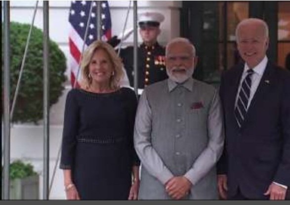 व्हाइट हाउस पहुंचे पीएम मोदी, राष्ट्रपति जो बाइडन और प्रथम महिला जिल बाइडन ने किया स्वागत व्हाइट हाउस पहुंचे पीएम मोदी, राष्ट्रपति जो बाइडन और प्रथम महिला जिल बाइडन ने किया स्वागत