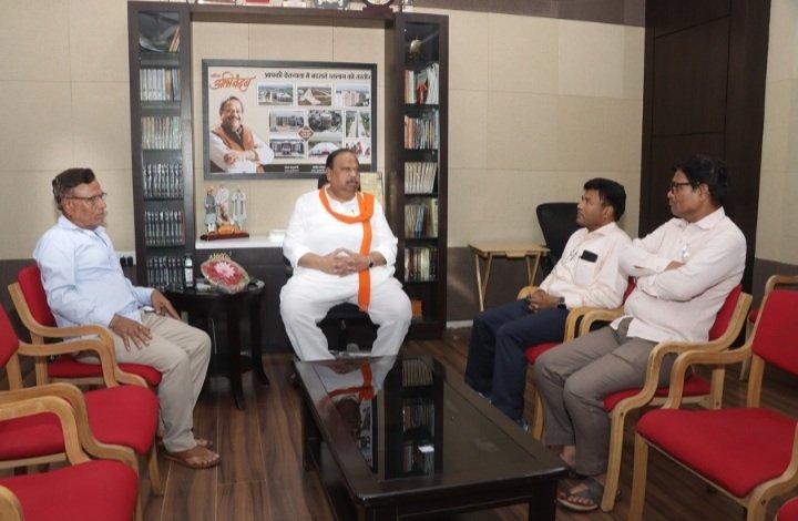 रतलाम: विधायक चेतन्य काश्यप के सिविल सर्जन को निर्देश,- जिला अस्पताल की अव्यवस्थाओं को दूर कर व्यवस्था बेहतर बनाए रतलाम: विधायक चेतन्य काश्यप के सिविल सर्जन को निर्देश,- जिला अस्पताल की अव्यवस्थाओं को दूर कर व्यवस्था बेहतर बनाए