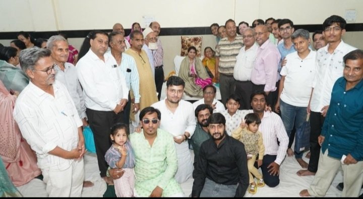 रतलाम: राम महिमा महोत्सव चातुर्मास में महाश्रमण तप की लगी लड़ी, तपस्वी का किया गया बहुमान रतलाम: राम महिमा महोत्सव चातुर्मास में महाश्रमण तप की लगी लड़ी, तपस्वी का किया गया बहुमान