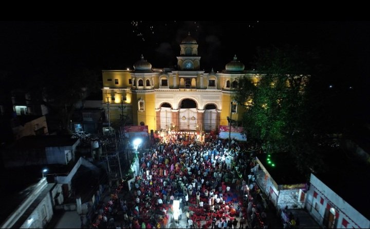 रतलाम: राजमहल के मुख्य द्वार के बाद अब महलवाड़ा का वैभव भी लाएंगे – विधायक चेतन्य काश्यप,- विधायक निधि और नगर निगम की निधि से हुआ जीर्णोद्धार, लोकार्पण के दौरान जमकर हुई आतिशबाजी रतलाम: राजमहल के मुख्य द्वार के बाद अब महलवाड़ा का वैभव भी लाएंगे – विधायक चेतन्य काश्यप,- विधायक निधि और नगर निगम की निधि से हुआ जीर्णोद्धार, लोकार्पण के दौरान जमकर हुई आतिशबाजी