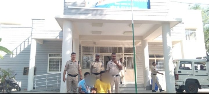 रतलाम: इंदौर के दो युवक स्मैक के साथ गिरफ्तार, एसपी के निर्देश पर पिपलौदा पुलिस की कार्रवाई रतलाम: इंदौर के दो युवक स्मैक के साथ गिरफ्तार, एसपी के निर्देश पर पिपलौदा पुलिस की कार्रवाई
