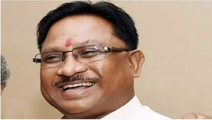 Chhattisgarh CM: छत्तीसगढ़ के मुख्यमंत्री पर सस्पेंस खत्म, विधायक दल की बैठक में विष्णुदेव साय के नाम पर मुहर Chhattisgarh CM: छत्तीसगढ़ के मुख्यमंत्री पर सस्पेंस खत्म, विधायक दल की बैठक में विष्णुदेव साय के नाम पर मुहर