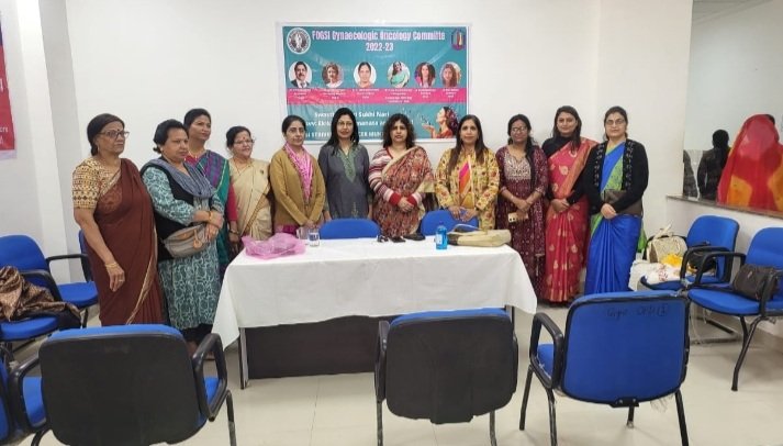 रतलाम ऑब्स्टेट्रिक्स एंड गायनोकोलॉजिकल सोसायटी ने जन जागरूकता कार्यशाला कर सर्वाइकल कैंसर जांच शिविर का किया आयोजन रतलाम ऑब्स्टेट्रिक्स एंड गायनोकोलॉजिकल सोसायटी ने जन जागरूकता कार्यशाला कर सर्वाइकल कैंसर जांच शिविर का किया आयोजन