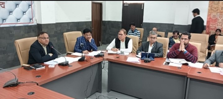 रतलाम: तहसीलदारों की कार्यप्रणाली पर कलेक्टर ने जताई सख्त नाराजगी, कलेक्टर द्वारा राजस्व कार्यो की बिंदुवार विस्तृत समीक्षा, कार्यों में सुधार की हिदायत रतलाम: तहसीलदारों की कार्यप्रणाली पर कलेक्टर ने जताई सख्त नाराजगी, कलेक्टर द्वारा राजस्व कार्यो की बिंदुवार विस्तृत समीक्षा, कार्यों में सुधार की हिदायत