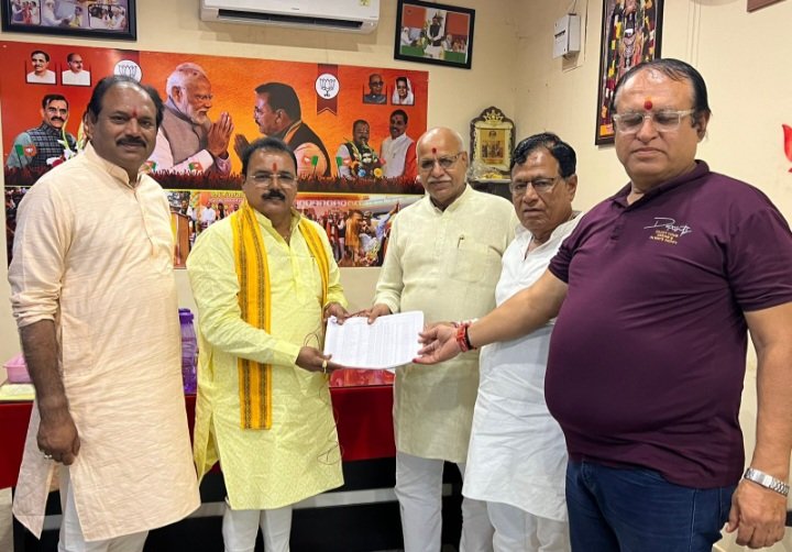 रतलाम: जिला भाजपा कार्यालय मे 1552 सक्रिय सदस्यों की सूची का प्रकाशन,23 सदस्यों के नाम पर आई आपत्ति रतलाम: जिला भाजपा कार्यालय मे 1552 सक्रिय सदस्यों की सूची का प्रकाशन,23 सदस्यों के नाम पर आई आपत्ति
