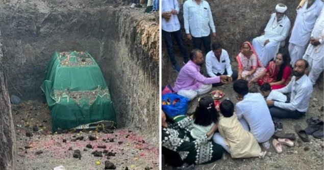 एसा भी होता है… अपनी लकी कार को कबाड़ में देने की बजाय धूमधाम से कुछ इस तरह दी अंतिम विदाई, कार्यक्रम में किए चार लाख खर्च, 2 हजार लोगों को किया आमंत्रित एसा भी होता है… अपनी लकी कार को कबाड़ में देने की बजाय धूमधाम से कुछ इस तरह दी अंतिम विदाई, कार्यक्रम में किए चार लाख खर्च, 2 हजार लोगों को किया आमंत्रित