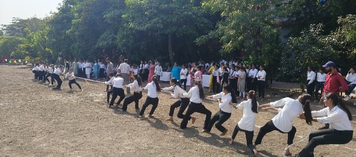 रतलाम: राॅयल काॅलेज खेल महोत्सव-राॅयल ग्रुप ऑफ इंस्टीट्यूशन्स में संचालित समस्त पाठ्यक्रमों की अन्तर कक्षाएं खेल प्रतिस्पर्धा…आज हुआ शुभारंभ, 26 नवम्बर तक चलेगा महोत्सव रतलाम: राॅयल काॅलेज खेल महोत्सव-राॅयल ग्रुप ऑफ इंस्टीट्यूशन्स में संचालित समस्त पाठ्यक्रमों की अन्तर कक्षाएं खेल प्रतिस्पर्धा…आज हुआ शुभारंभ, 26 नवम्बर तक चलेगा महोत्सव