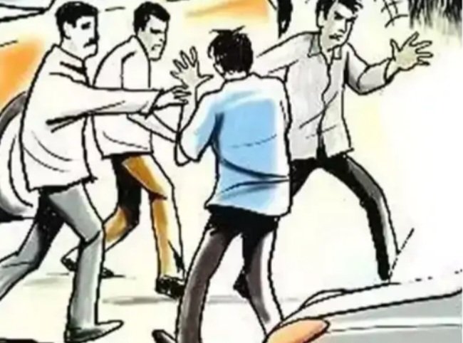 रतलाम: स्टेशन रोड थाना अंतर्गत लूट की 2 वारदात! झाबुआ के युवक को रतलाम में दोस्त और उसके साथियों ने लूटा… स्कॉर्पियो में आए बदमाश ई रिक्शा चालक से 1600 रुपए लूट गए रतलाम: स्टेशन रोड थाना अंतर्गत लूट की 2 वारदात! झाबुआ के युवक को रतलाम में दोस्त और उसके साथियों ने लूटा… स्कॉर्पियो में आए बदमाश ई रिक्शा चालक से 1600 रुपए लूट गए