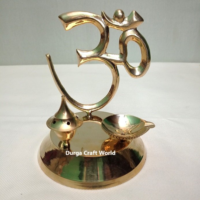 Om Serenity Brass Holder