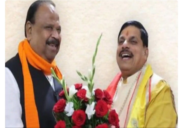 इंदौर मेट्रोपॉलिटन क्षेत्र में रतलाम के समावेश पर एमएसएमई मंत्री चेतन्य काश्यप ने मुख्यमंत्री को किया धन्यवाद ज्ञापित इंदौर मेट्रोपॉलिटन क्षेत्र में रतलाम के समावेश पर एमएसएमई मंत्री चेतन्य काश्यप ने मुख्यमंत्री को किया धन्यवाद ज्ञापित